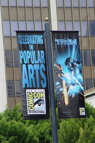 Illustration for article titled Tron Legacy banners pave the way for San Diego Comic Con